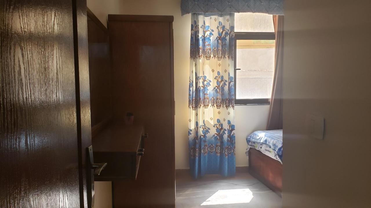 Apartment Partial Seaview Alexandria
